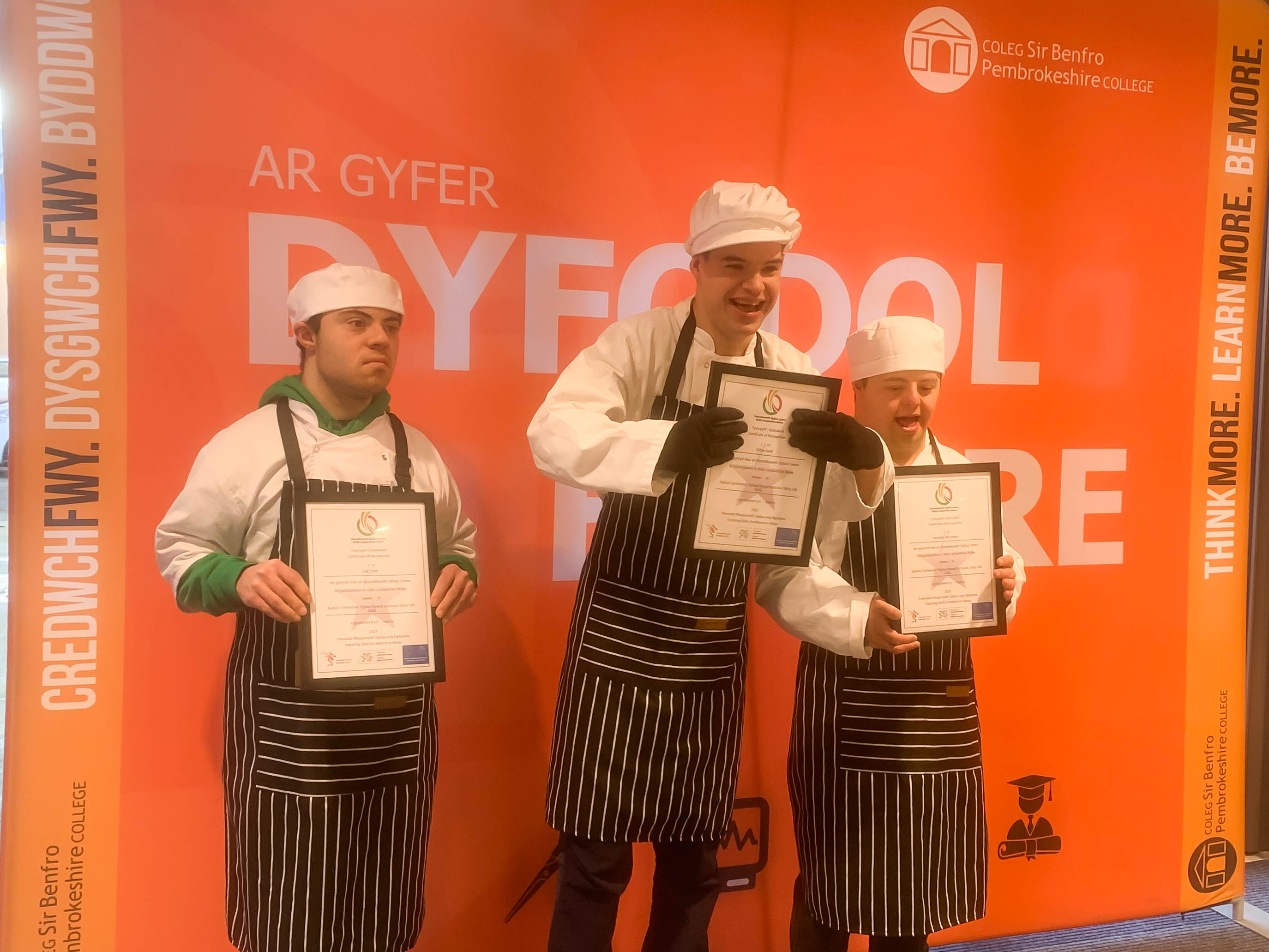 learners receiving their certificates