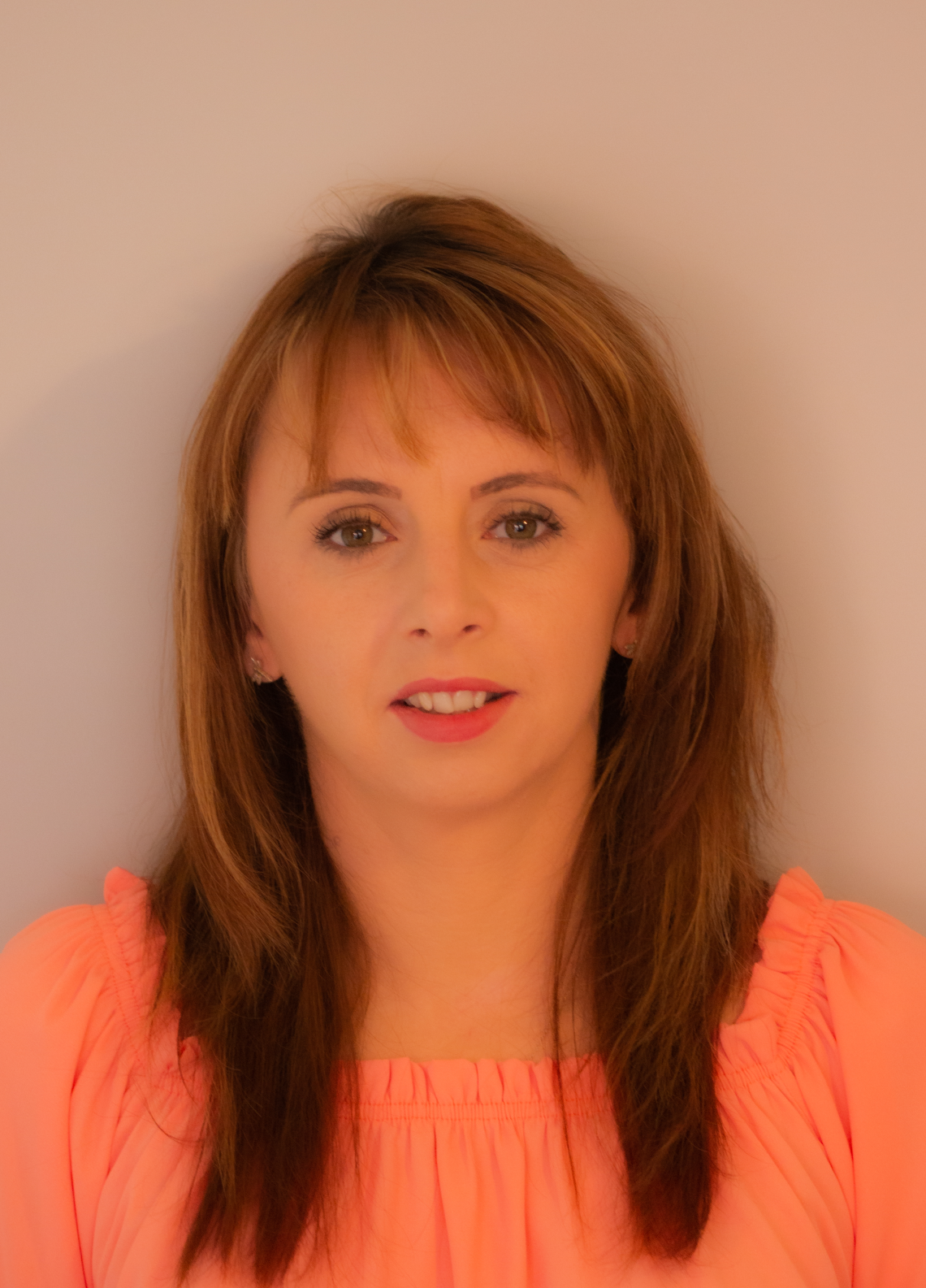 Portrait picture of Christina.